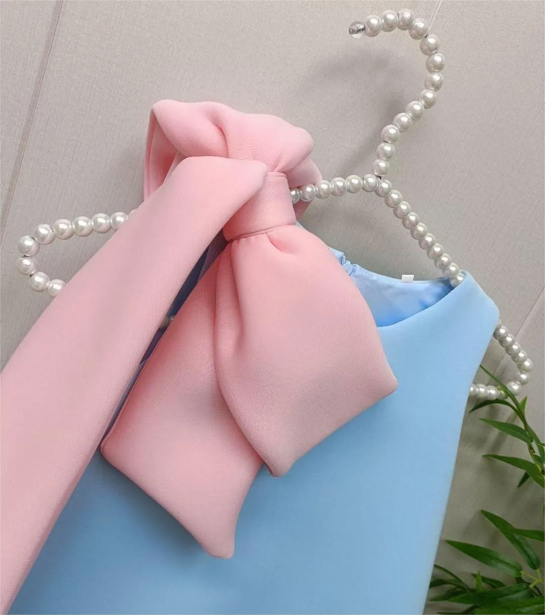 Big bow lace girl princess dress for Birthday party clothes Other colors can be customized