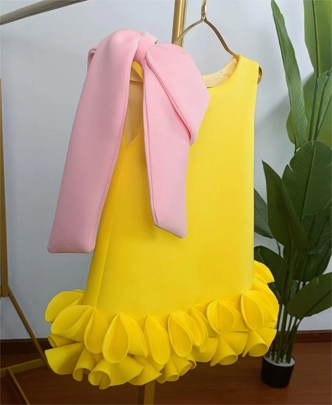 Big bow lace girl princess dress for Birthday party clothes Other colors can be customized