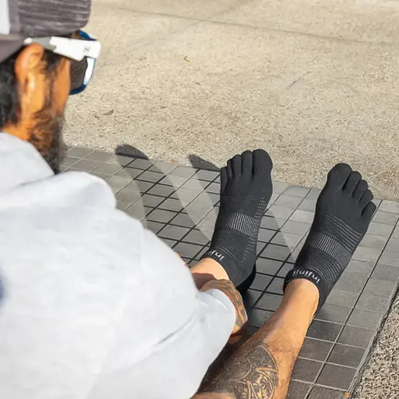 Injinji Run Lightweight No-Show Socks